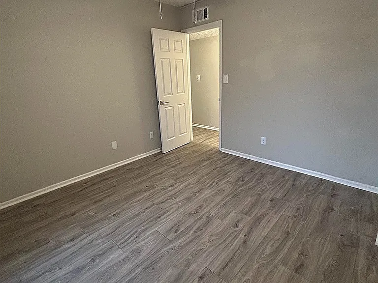 Bedroom_3_16085