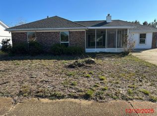 1039 Boulevard De La Parisienne, Mary Esther, FL 32569