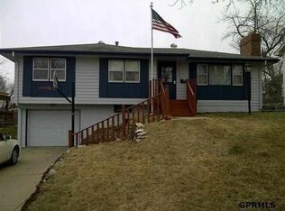 9157 Ames Ave, Omaha, NE 68134