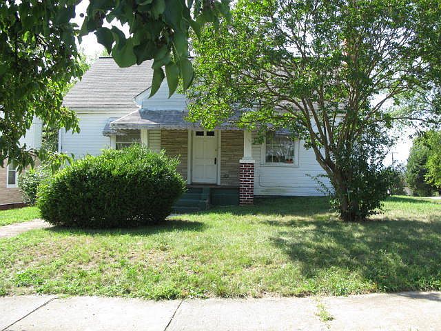 1st image of 1030 Staunton Ave NW