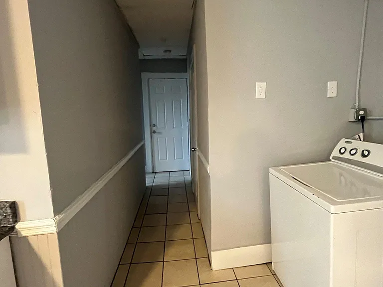 39 Birch St #5 — Photo 8
