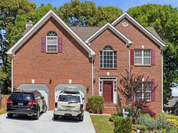 3025 Ridge Oak Dr, Suwanee, GA 30024