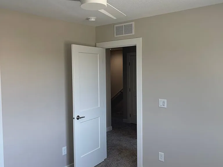 9125 Calvin Dr — Photo 6