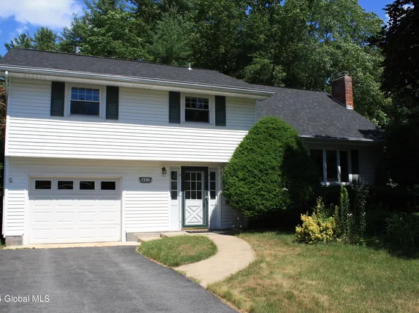 841 Greenwood Drive, Ballston Spa, NY 12020