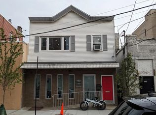 322 38th St APT 1, Union City, NJ 07087
