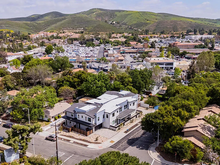 2821 Los Robles Rd — Photo 4