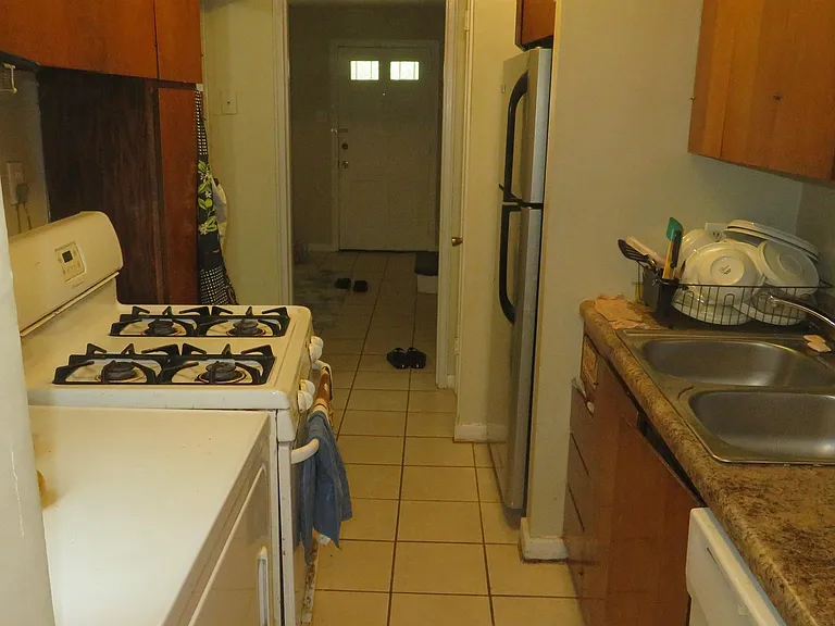 1731 Valley Ave #G — Photo 9