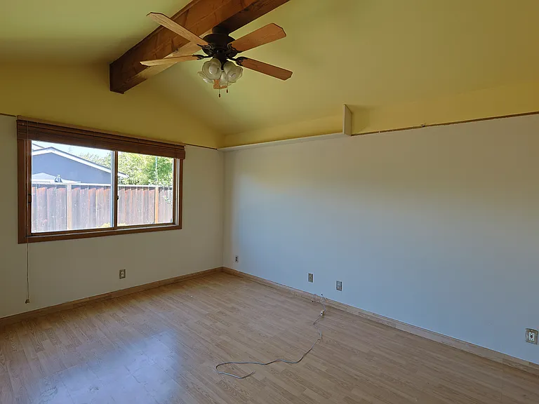 1672 Nightingale Ave — Photo 14