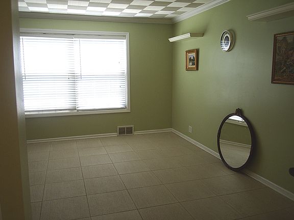 Beautiful Textured Porcelain Floor