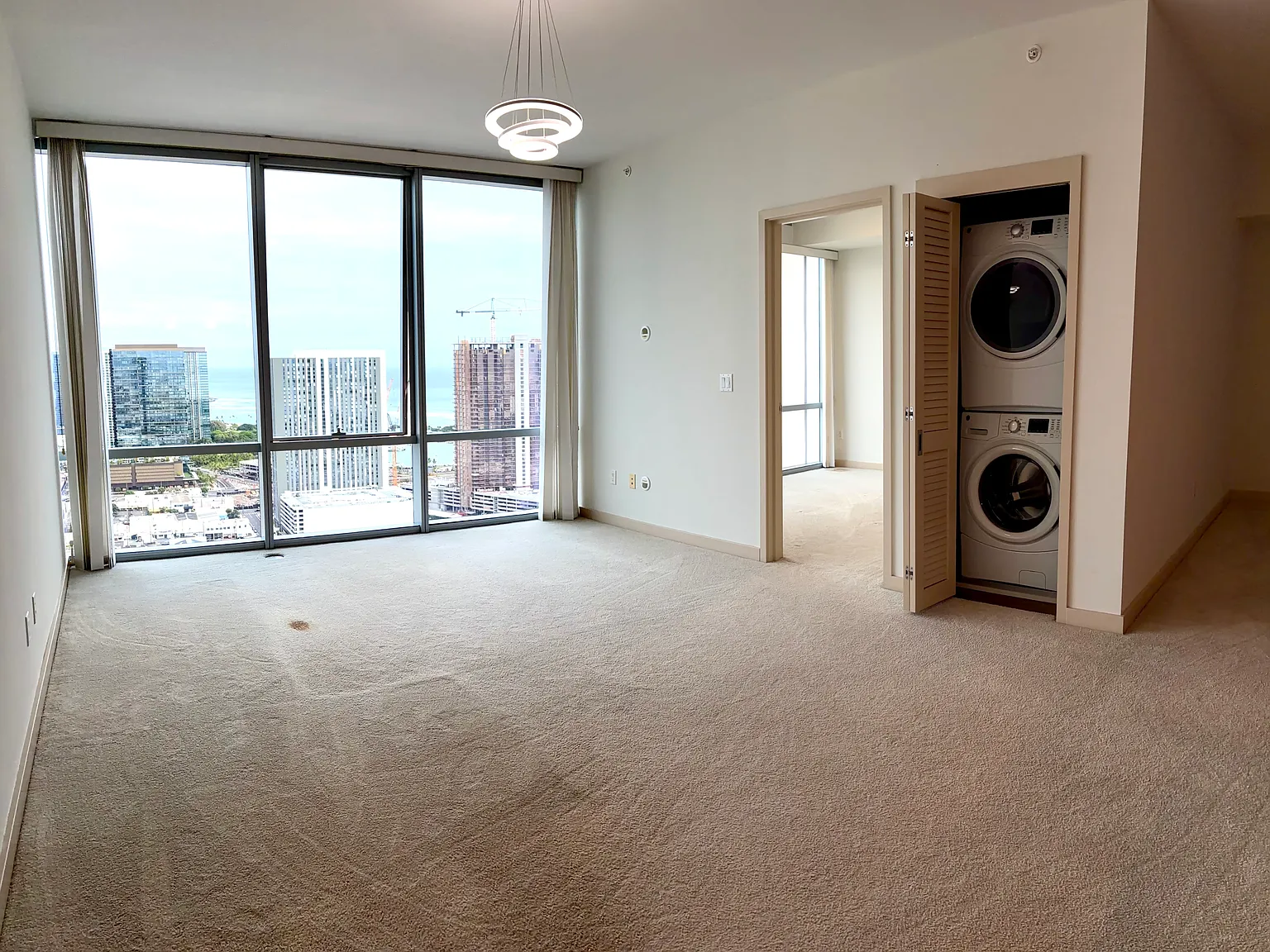 2 bed, 1076 sqft, $5,000 — Photo 2