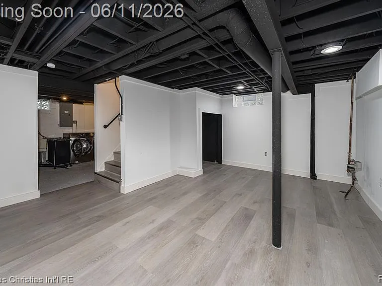 3318 Prairie Ave — Photo 15