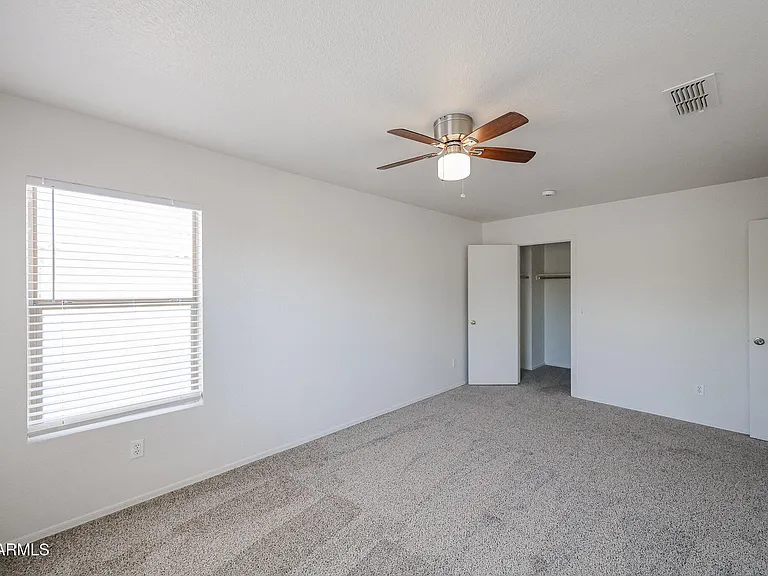 7500 E Deer Valley Rd #89 — Photo 36