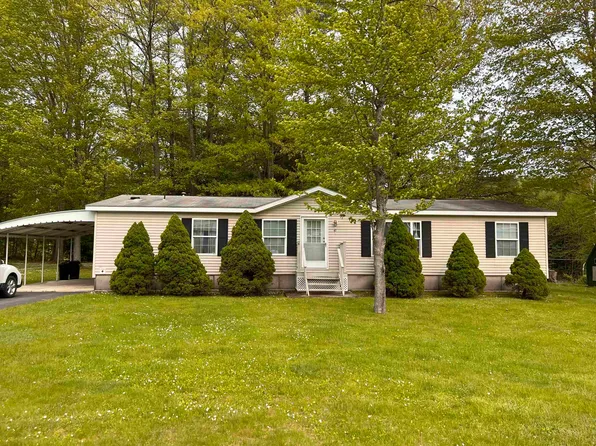 41 Brandon Place, Claremont, NH 03743