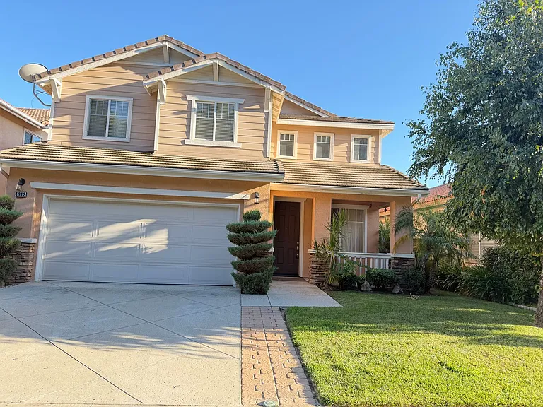 4912 Borders St — Photo 1