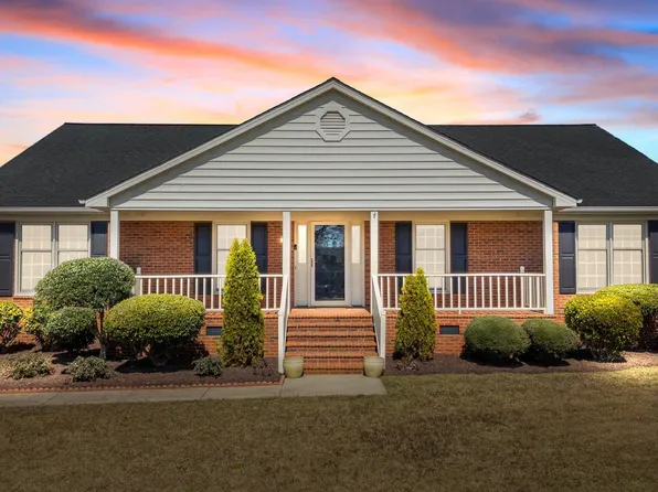 1801 Plantation Circle, Greenville, NC 27858