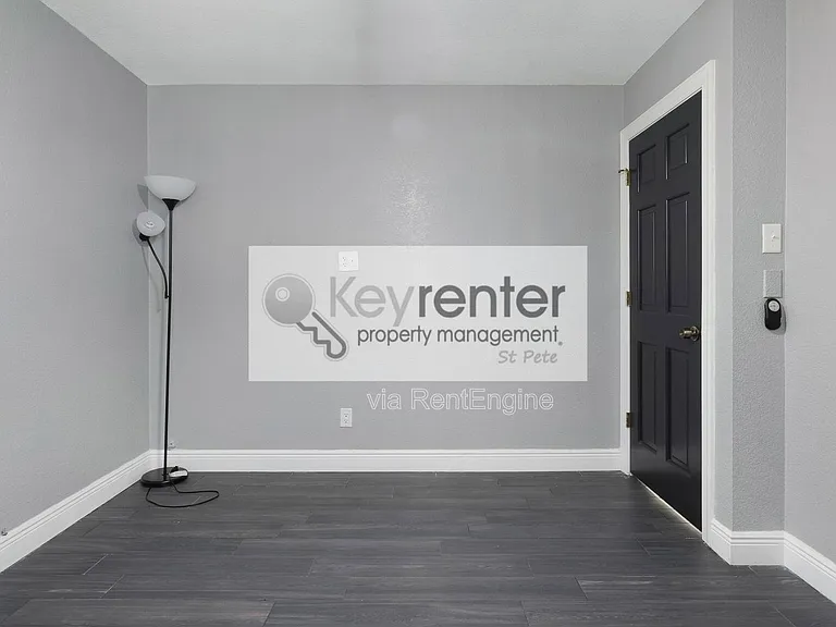 5923 19th St NE — Photo 19