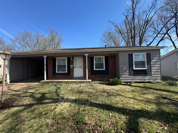 513 Coachway Ln, Hazelwood, MO 63042