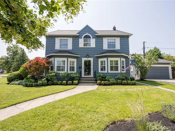 8 North Dr, Buffalo, NY 14216