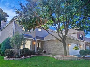 542 W Gladys Ave, Elmhurst, IL
