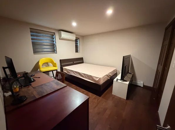 342 Bay 10th St #1, Brooklyn, NY 11228