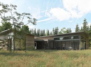 5152 Lynwood Center Rd NE, Bainbridge Island, WA 98110
