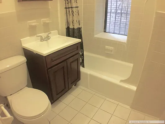 Rented by Sovereign Associates | media 50