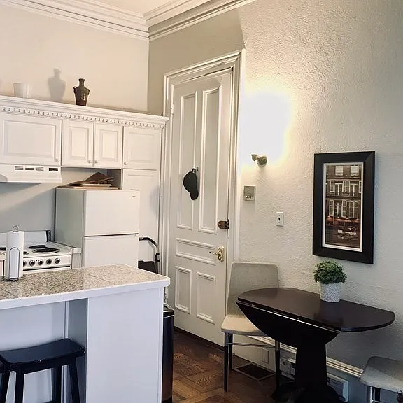 296 Marlborough St #3 — Photo 3