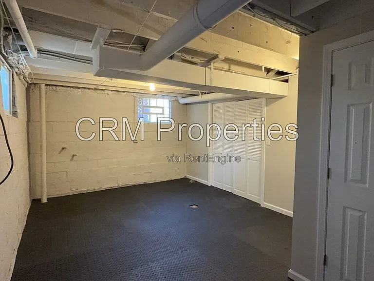 641 E 30th St — Photo 31