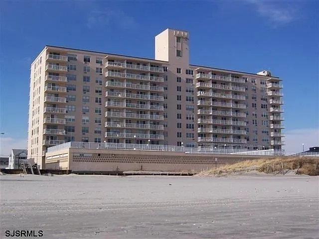 9400 Atlantic Ave #818 — Photo 28