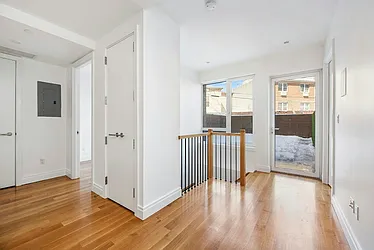 1329 Myrtle Avenue, #1A