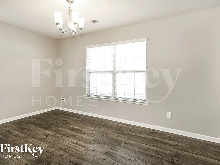 9825 Pollie Little Ln — Photo 5