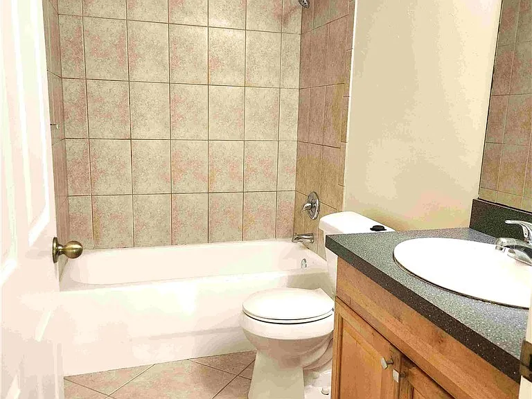 2120 Snead Dr — Photo 16