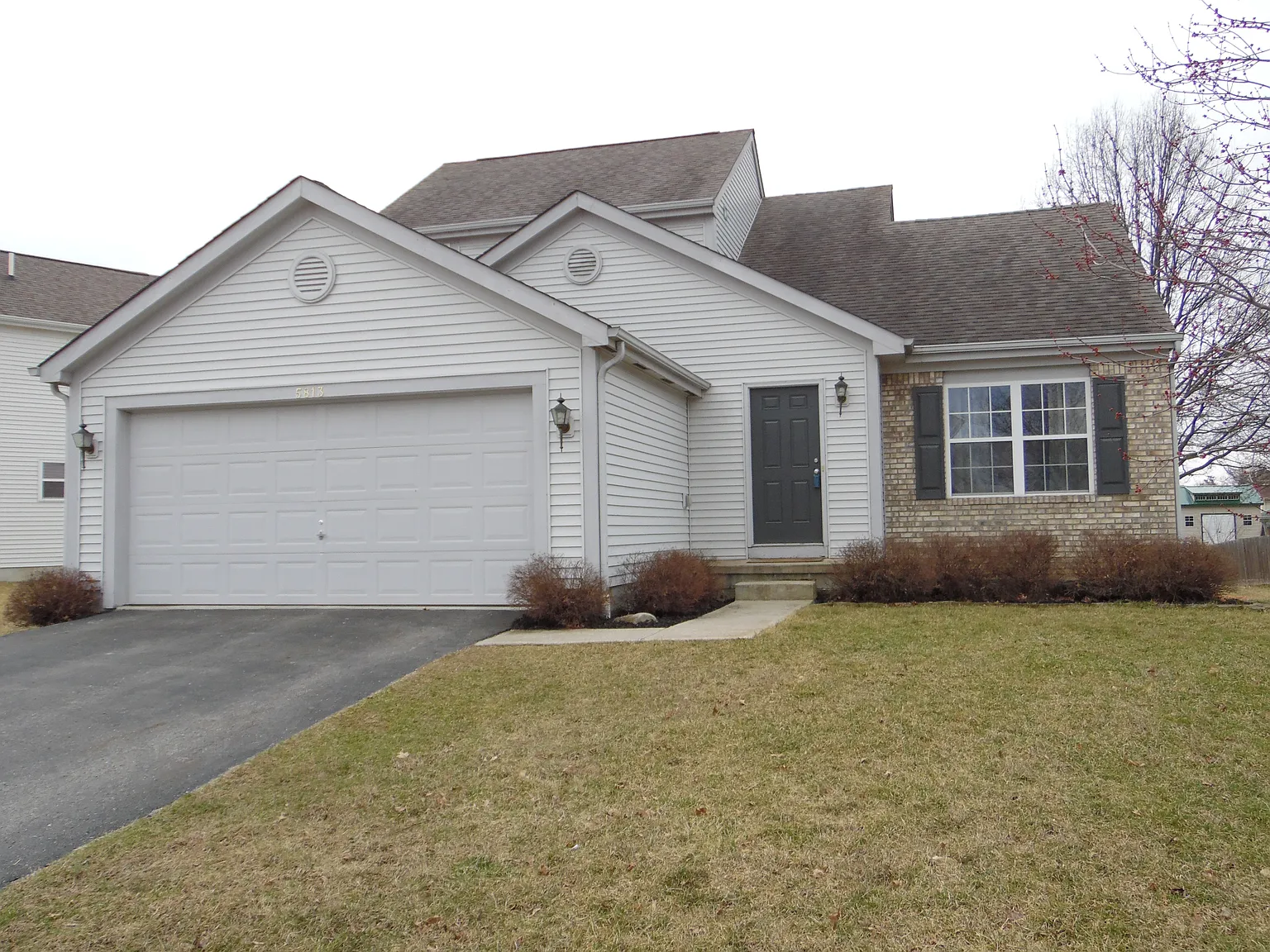 5813 Wooden Plank Rd photo 1