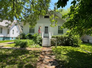 241 S Winter St, Paxton, IL 60957
