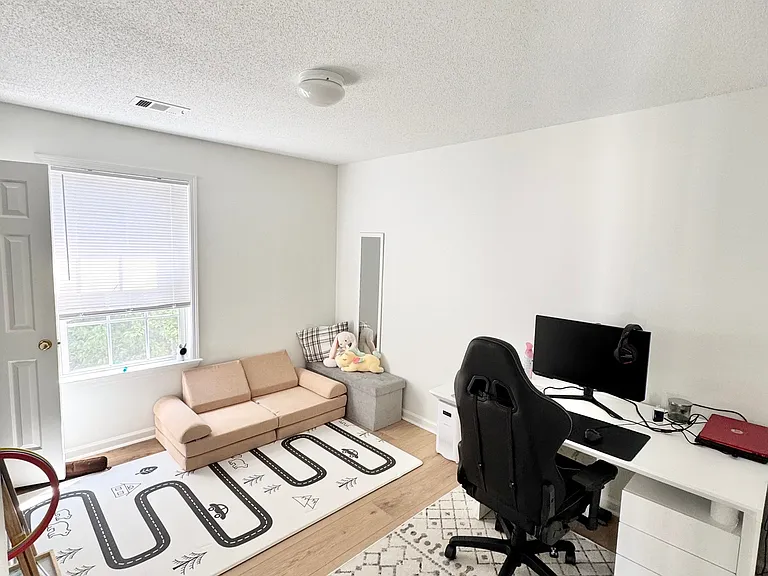 10975 Wittenridge Dr — Photo 21
