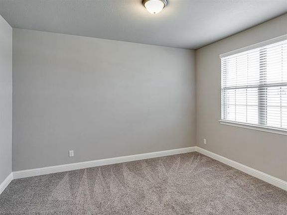 4th image of 7228 Harrier St
