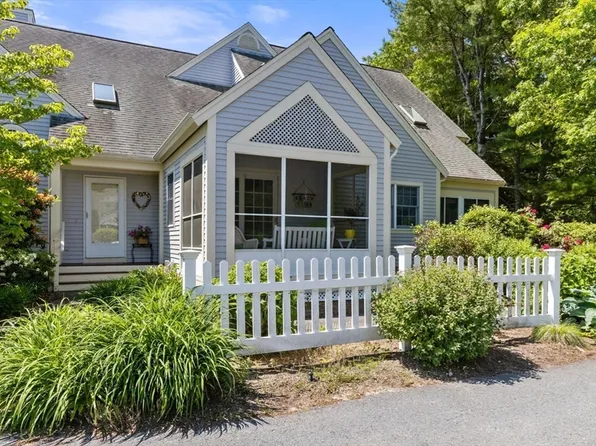 5 Red Cedar Rd Unit 5, Mashpee, MA 02649