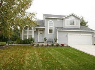 1300 Lundberg Ave, Batavia, IL 60510