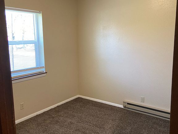 4th image of 1135 American Legion Blvd APT 2