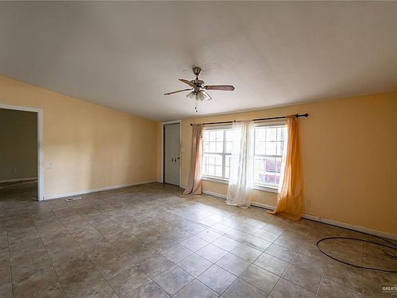 5th image of 6304 Diamond Ave