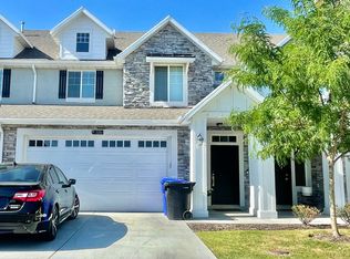 326 W Pages Ln, Bountiful, UT 84010