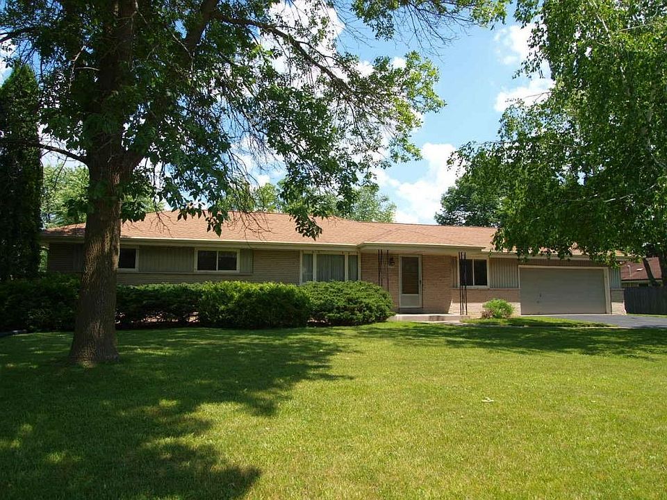 1st image of 8206 N 50th St
