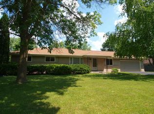 8206 N 50th St, Brown Deer, WI 53223