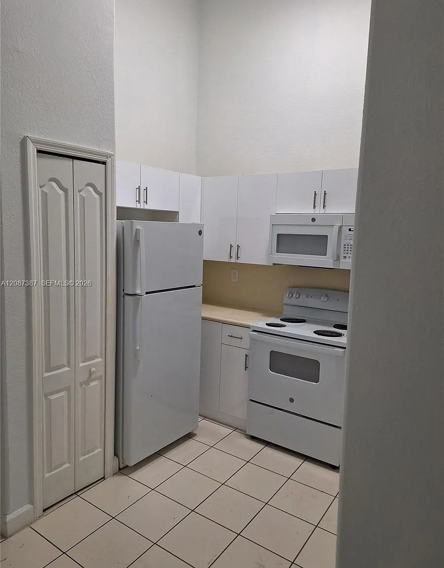 Shoma Condo At Keyscove C — Photo 3