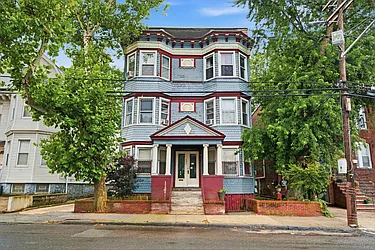893 Montgomery Street