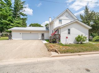 N958 County Rd W, Readfield, WI 54969