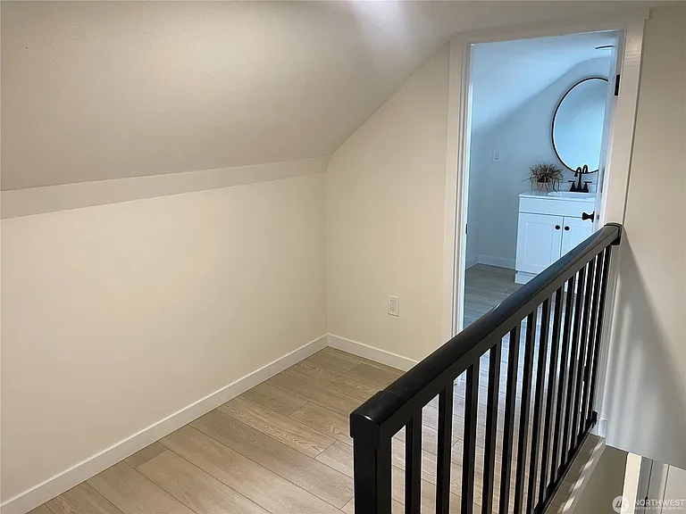 8518 9th Avenue Ct E — Photo 12