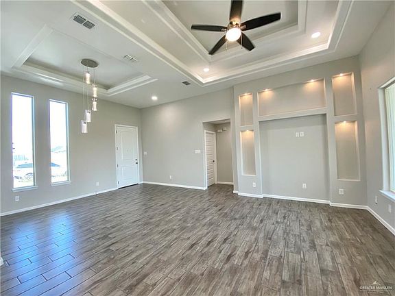 4th image of 1908 Summerland Ln