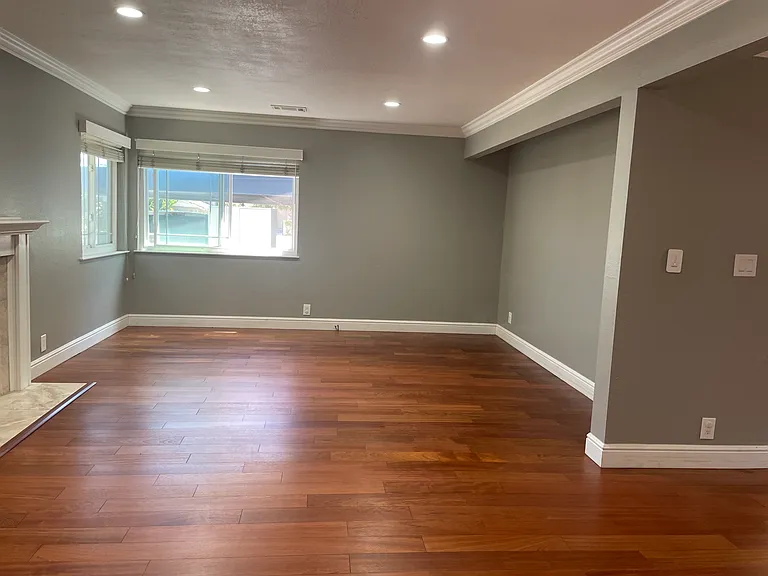 2168 Ventura Pl — Photo 3