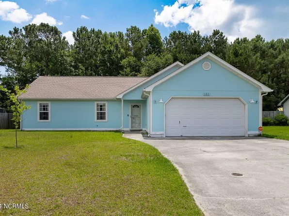 121 Daphne Drive, Hubert, NC 28539